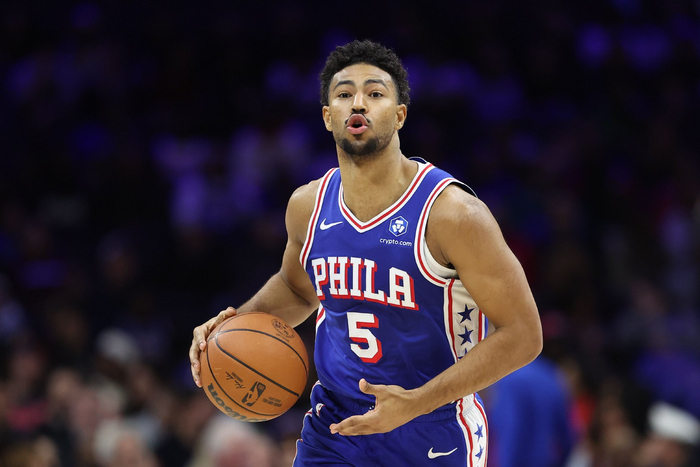 NBA常规赛：格莱姆斯末节14分导演逆转 76人109-103力克开拓者